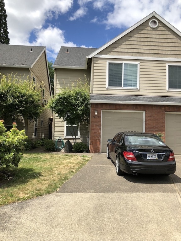 Building Photo - Beautiful Townhouse in Prime Tigard Locati...