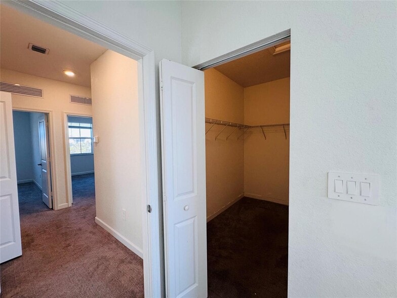 Building Photo - 2437 NW 131st Cir