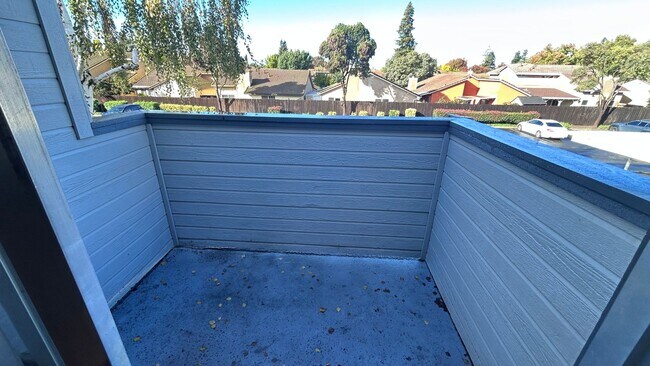 Building Photo - 3945 Dale Rd