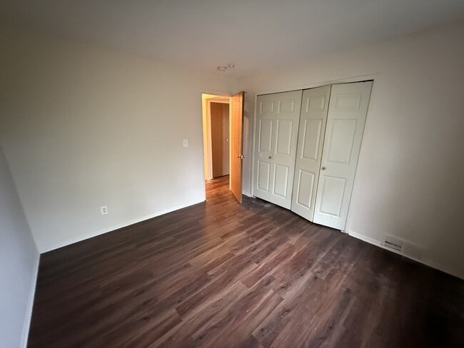 Building Photo - 45240 Keding St