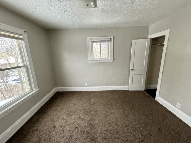 Building Photo - 13512 Edgewood Ave