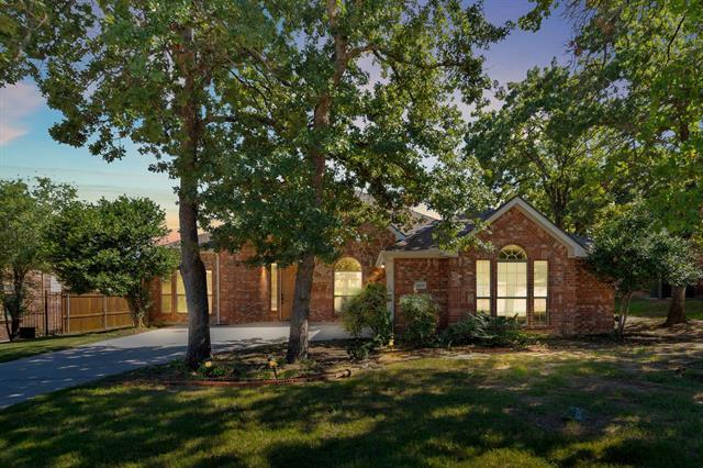 Building Photo - 3217 Hidden Springs Dr