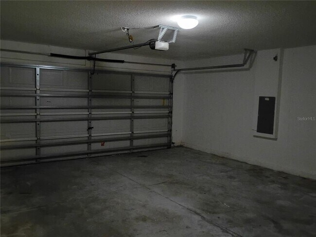 Building Photo - 715 Palaiseau Ct