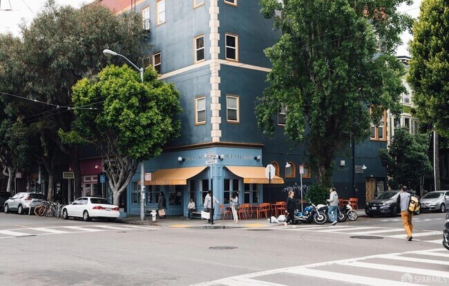 Building Photo - 311 Grove St