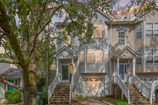 Building Photo - 403 Windfield Pl