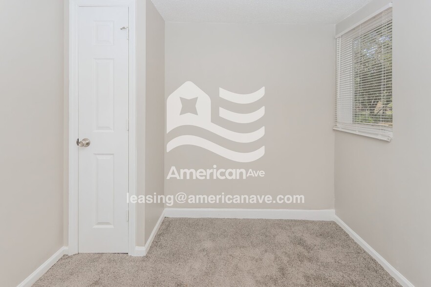 Building Photo - 108 Torres Dr