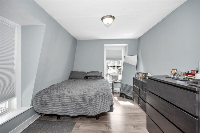 Building Photo - 360 Wilder St