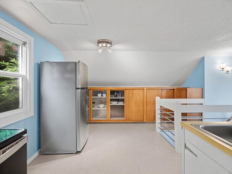 The furnished apartment even comes with dishes and utensils. - 9835 SW 80th Ave