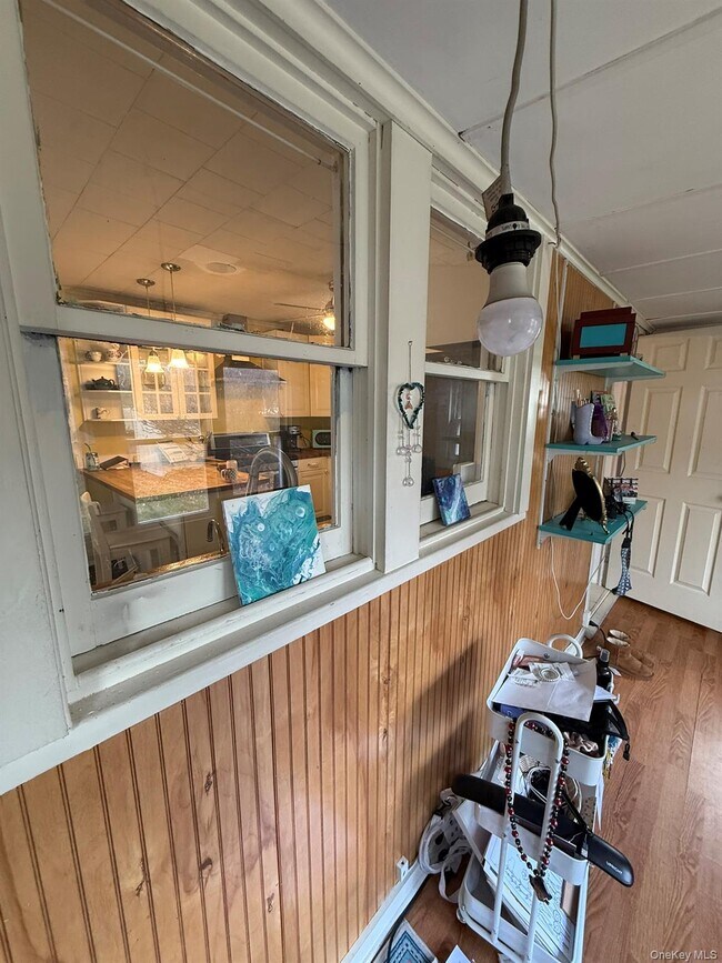 Building Photo - 22 W Church St