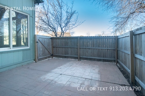 Building Photo - 18880 W 116th St