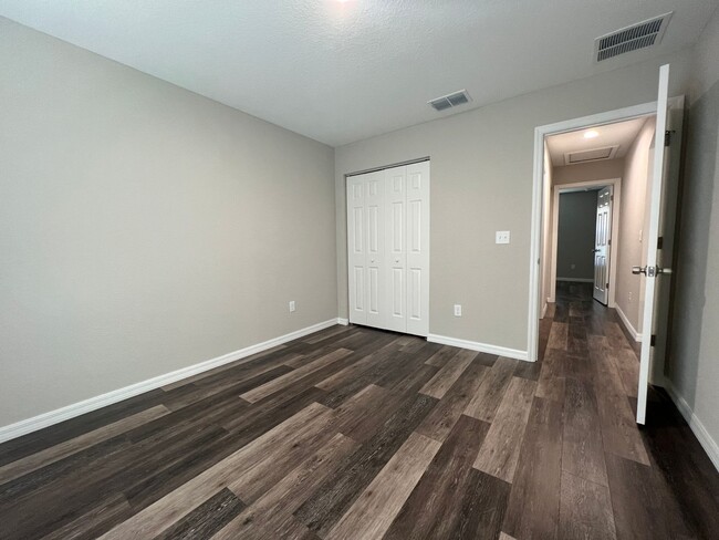 Building Photo - Lovely 3 Bedroom, 2 Bathroom Home in Ocala!!!