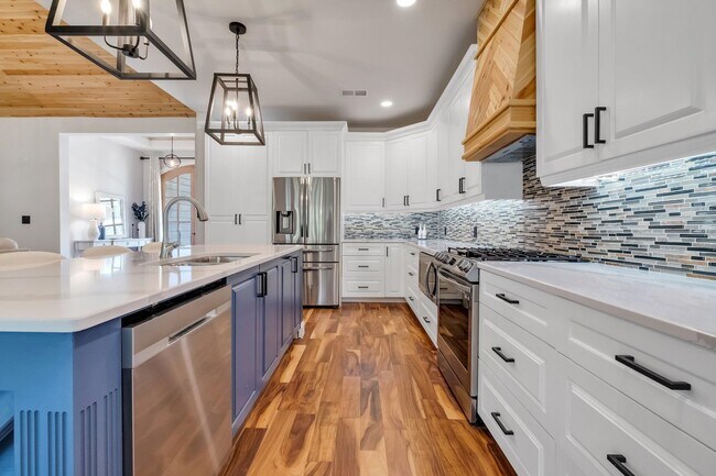 Building Photo - 3314 Mariana Oaks Dr