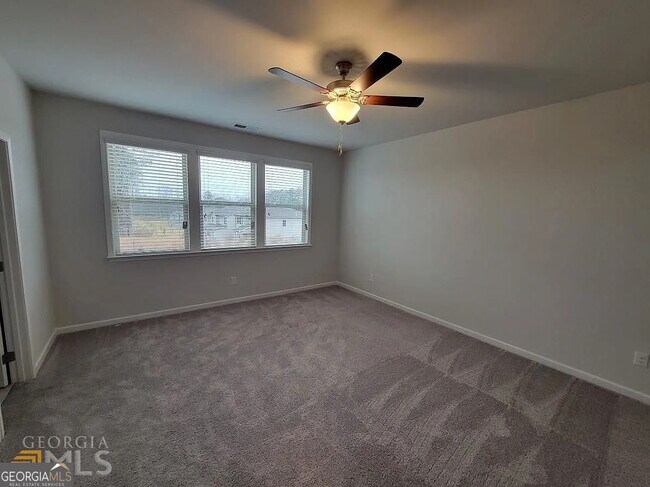 Building Photo - 604 Cunninghame Ct