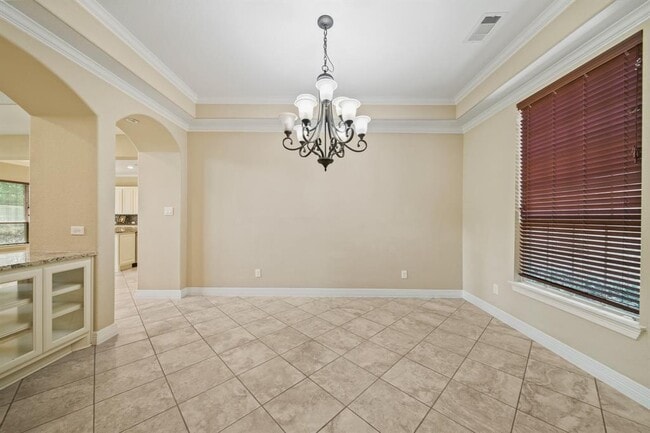 Building Photo - 10 Val Delsa Ct