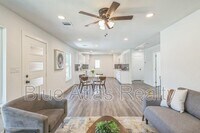 Building Photo - 3544 Valley Ridge Rd