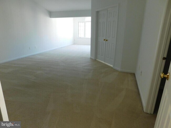 Building Photo - 25207 Bald Eagle Terrace