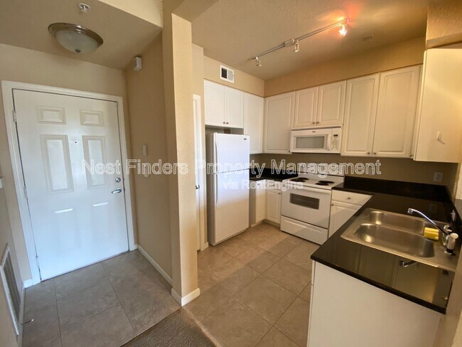 Building Photo - 8539 Gate Pkwy W