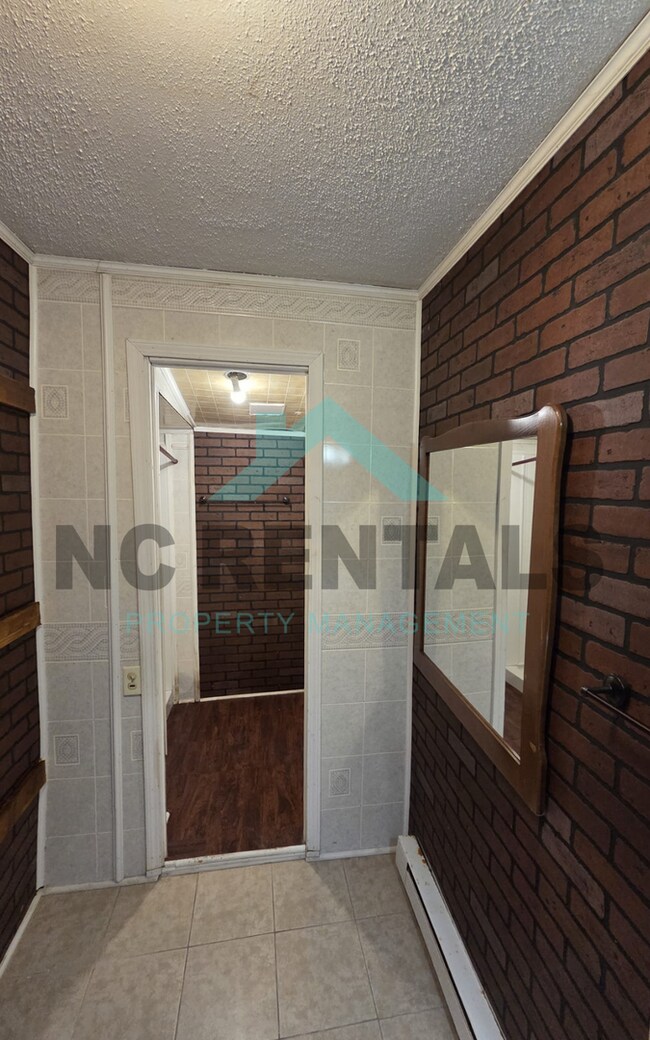 Building Photo - 3716 Dawson Ave