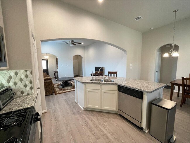 Building Photo - 1326 Orchard Ridge Ln