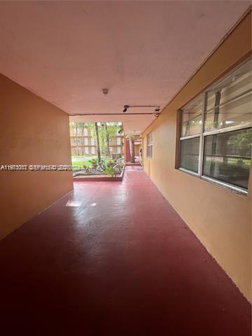 Building Photo - 1230 W 54th St