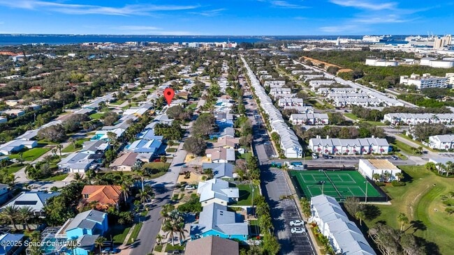 Building Photo - 363 Harbor Dr