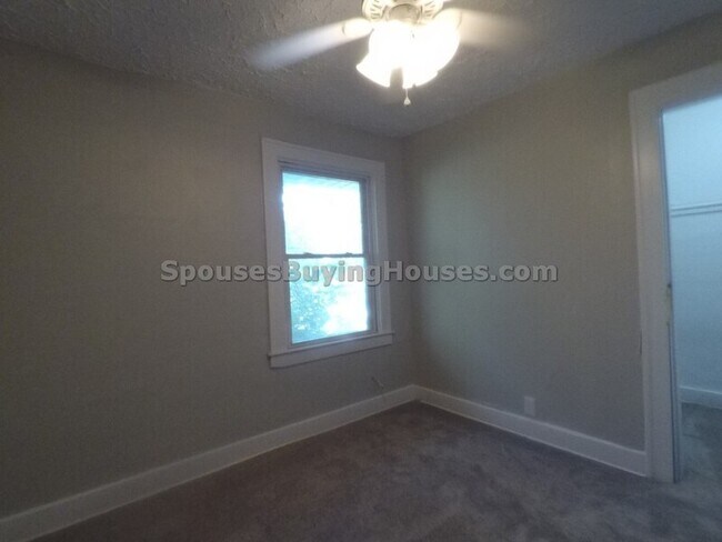 Building Photo - 810 Fairfield Ave