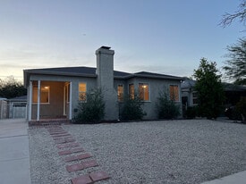 Building Photo - 4927 Forman Ave