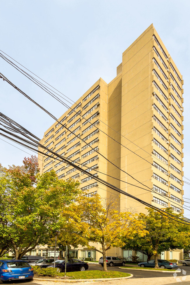 Building Photo - Mills Park Tower