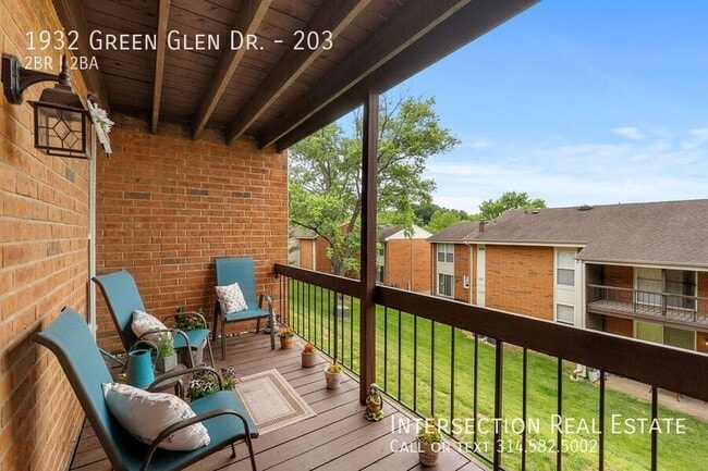 Building Photo - 1932 Green Glen Dr