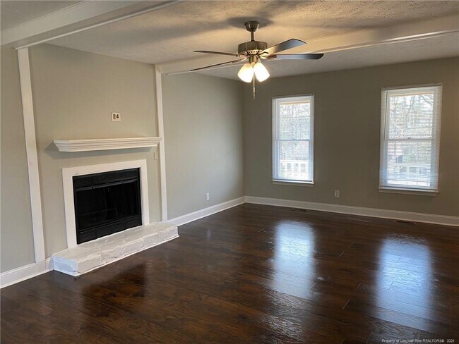 Building Photo - 7397 Beaver Run Dr