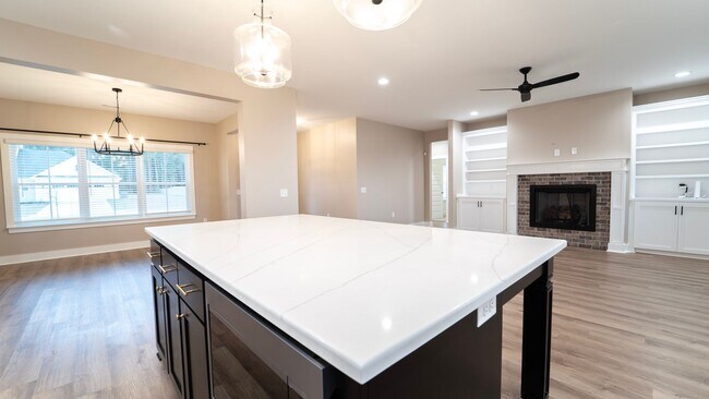 Building Photo - Move-In Special! Free January Rent — Stunning Like-New 4-Bedroom Home Just Minutes from Fort Stewart