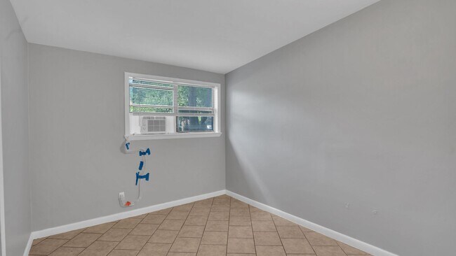Building Photo - New Renovation! 3 Bed 1 Bath Rental Home i...