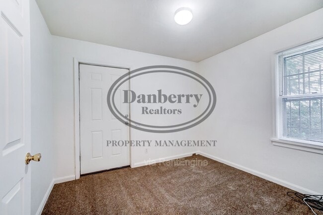 Building Photo - 1132 Brookley Blvd