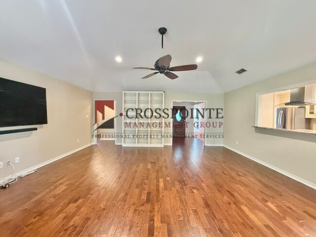 Building Photo - 3308 Moss Glen