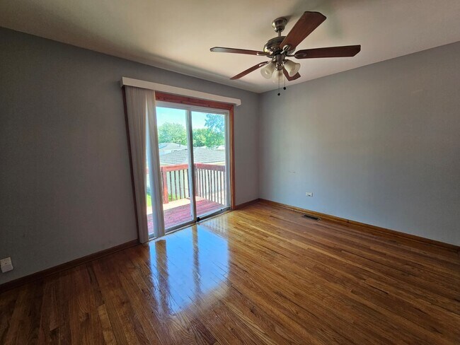 Building Photo - 18019 Ravisloe Terrace
