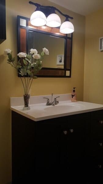 Building Photo - 733 SE 1st Way