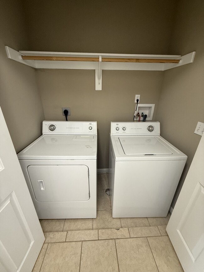 Building Photo - 1108 Kimmy Ln