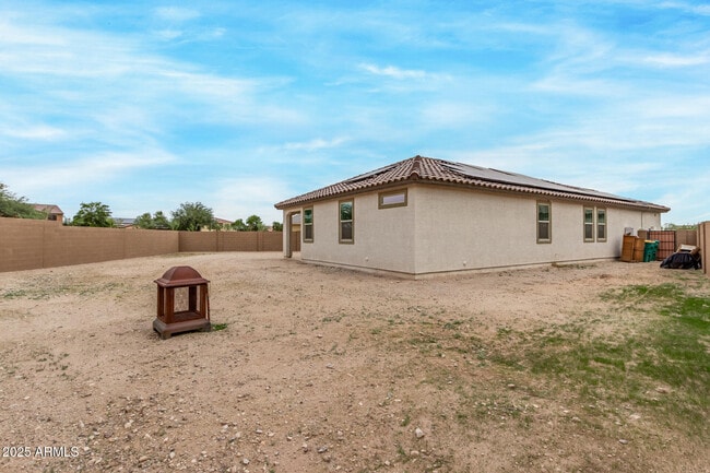 Building Photo - 4942 N 194th Dr