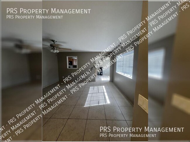 Building Photo - 925 S Longmore