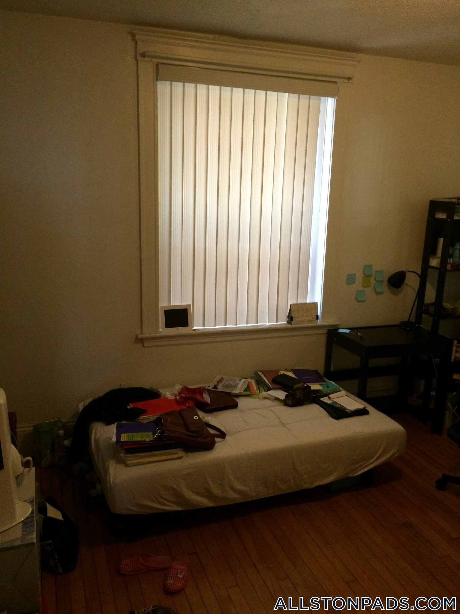 Building Photo - 8 Barrows St