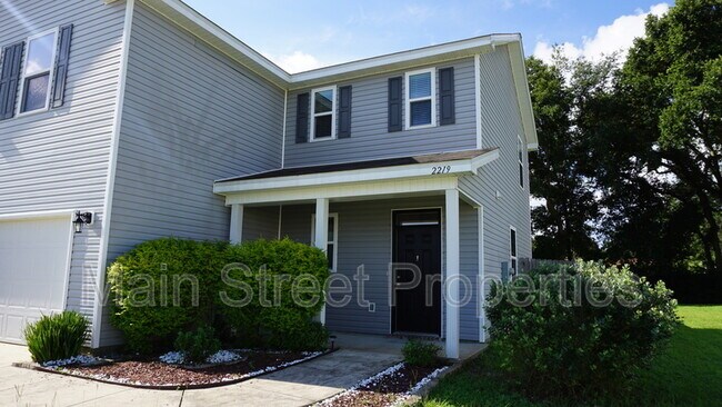 Primary Photo - 2219 Waltham St