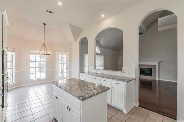 Building Photo - 615 Dorchester Dr