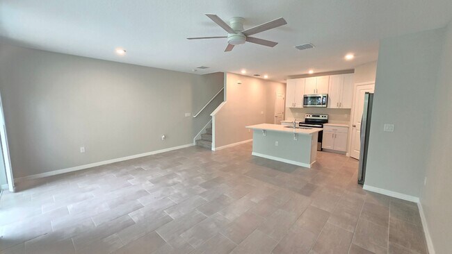 Building Photo - 17124 Blowfish Dr