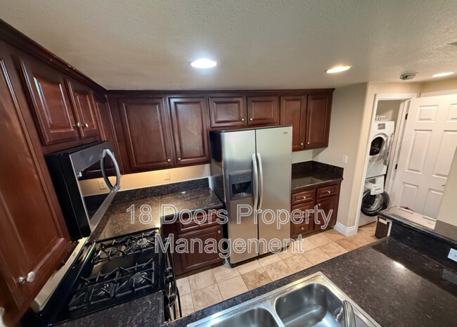 Primary Photo - 3989 Nobel Dr