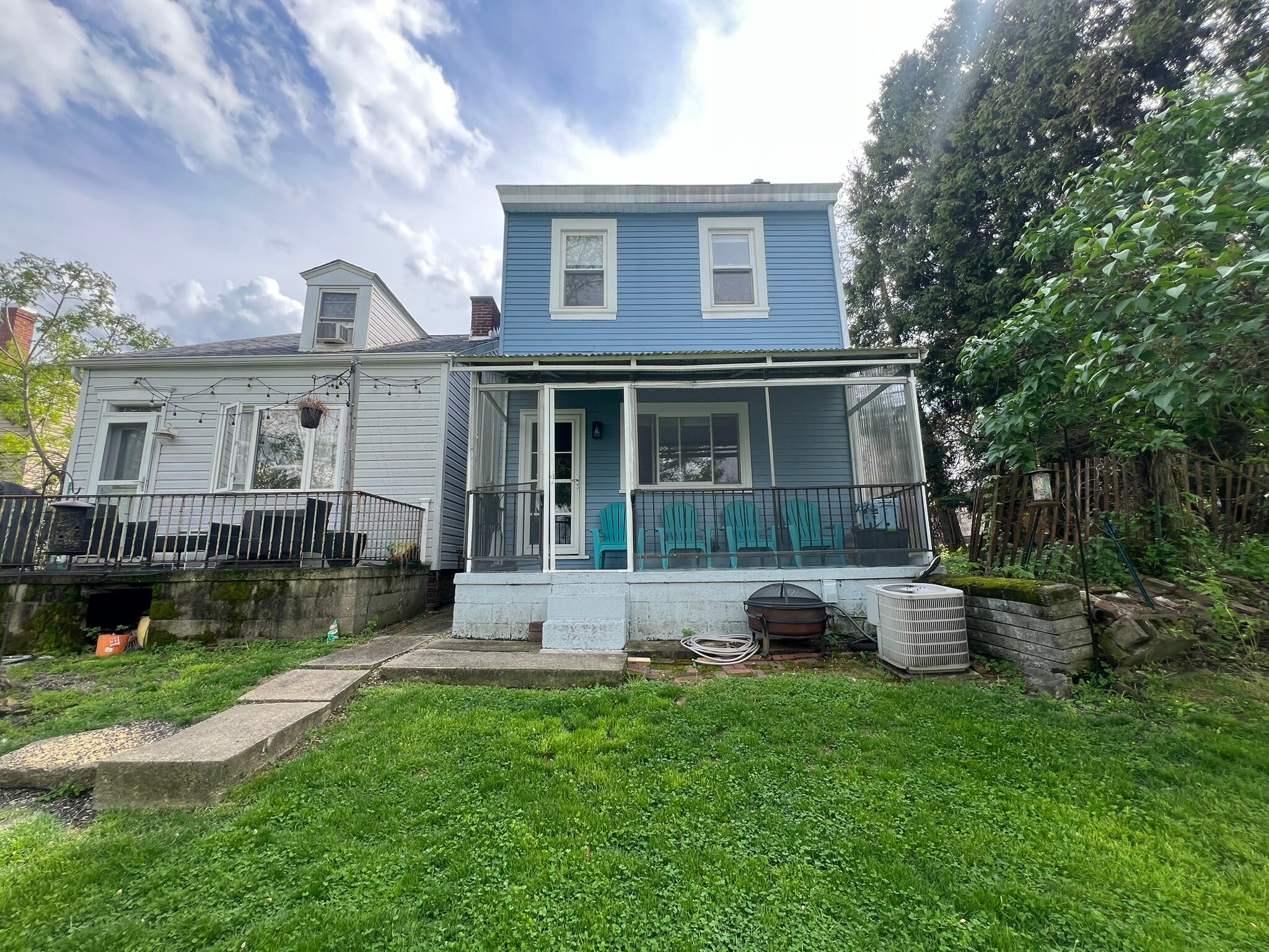 Building Photo - 2511 Leticoe St