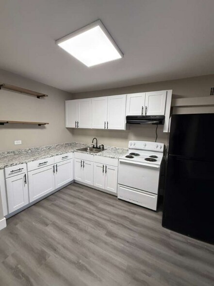 Building Photo - 1112 Riverside Ave.