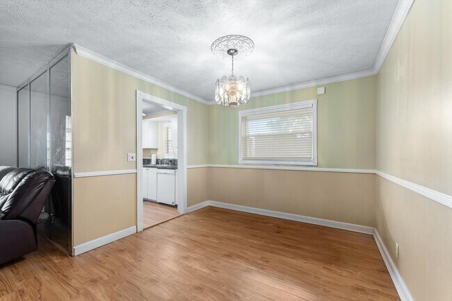 Building Photo - 8000 Lagos De Campo Blvd