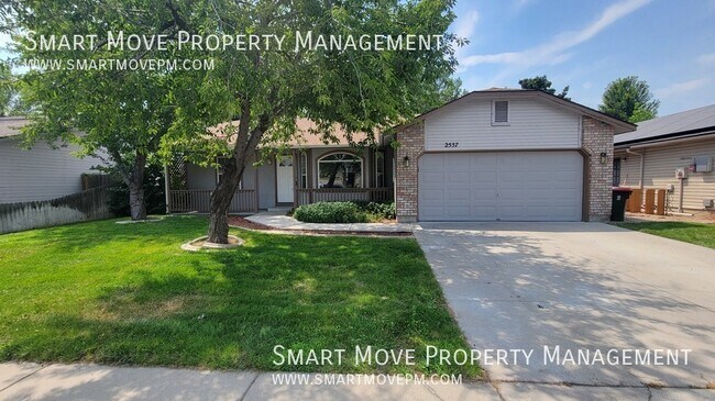 Primary Photo - 2557 N Laughridge Ave