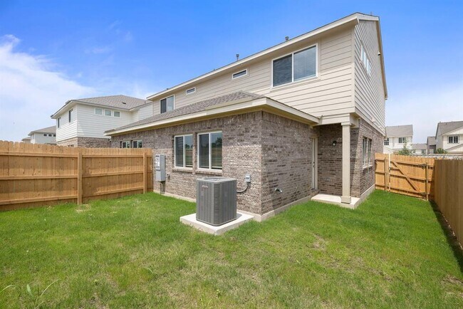 Building Photo - 148 Yearling Wy