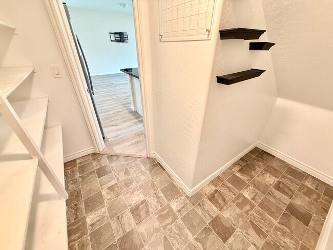 Building Photo - Gorgeous Home waiting for you!